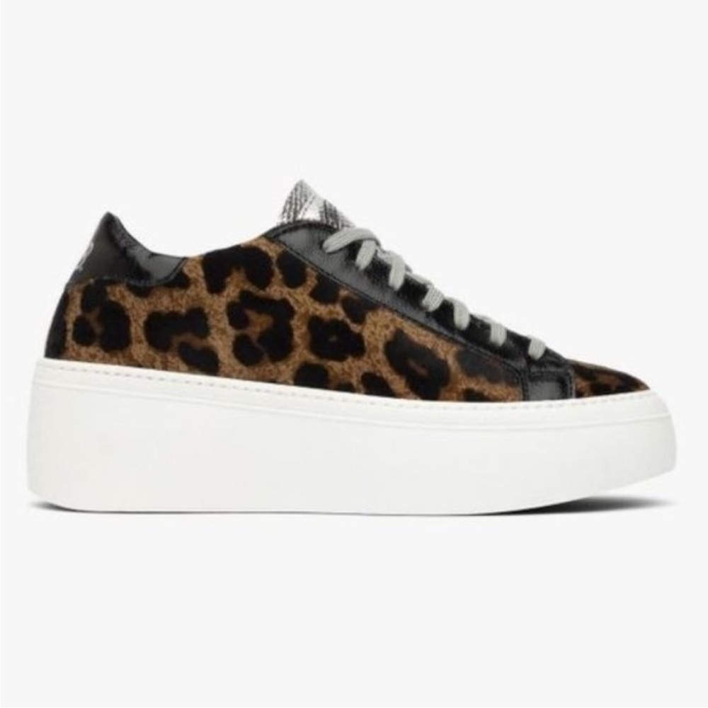 P448 Leopard Print Platform sneakers- Shoe size is Euro 38, US 7-7.5